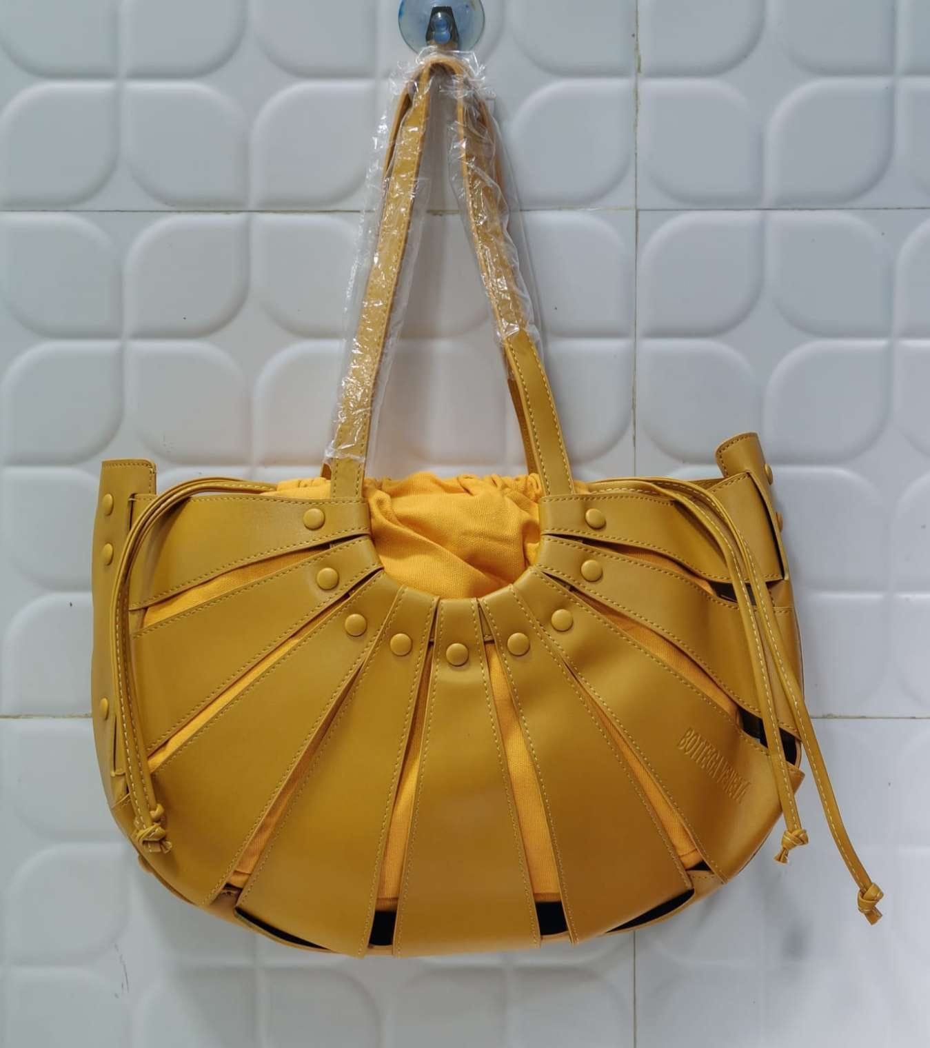 Designer Shell Shoulder Bags – Sarrah Bags