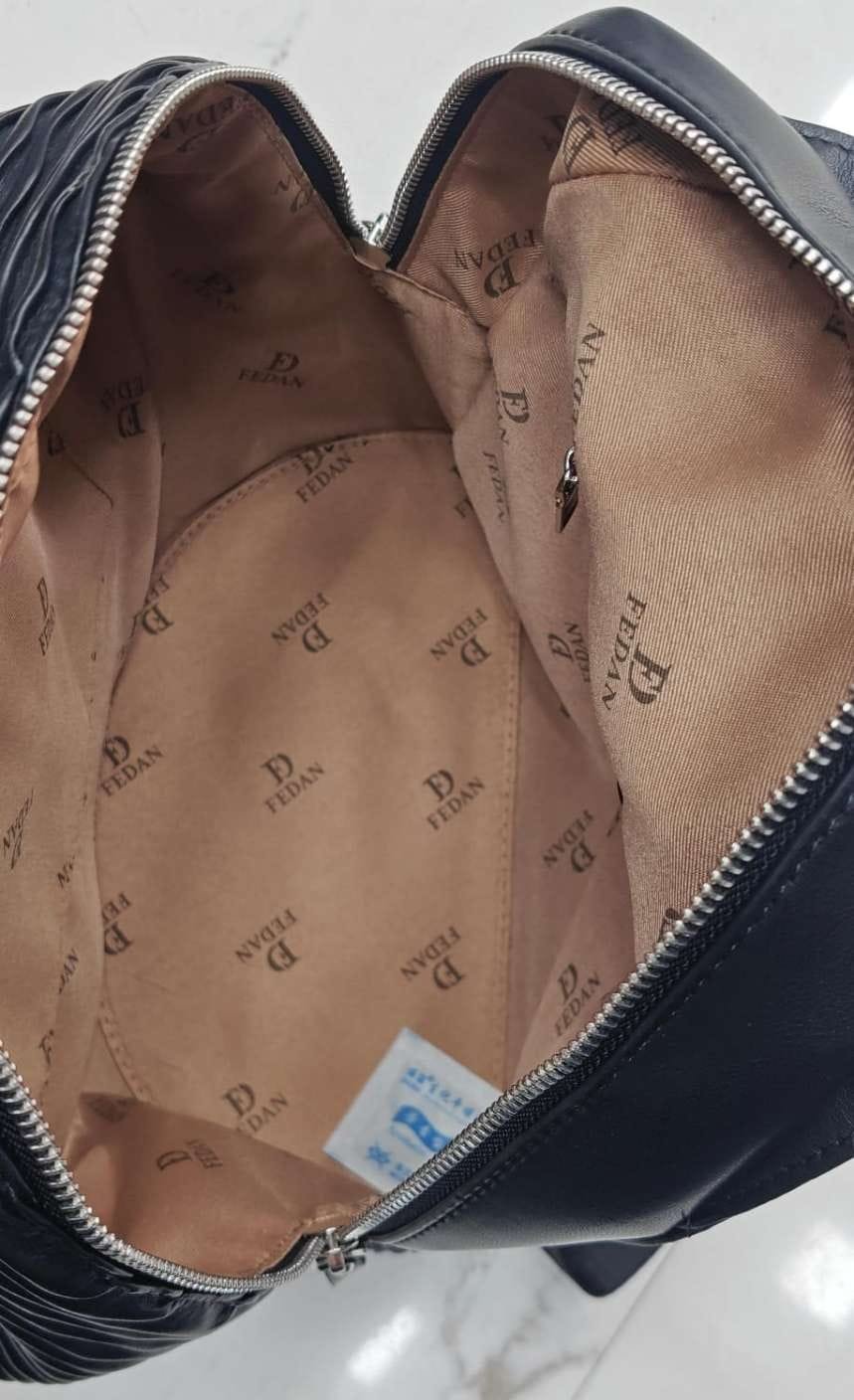 Black Beauty - Backpack - Image 4