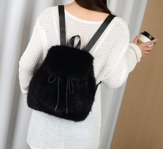 Fur Rucksack - Image 6